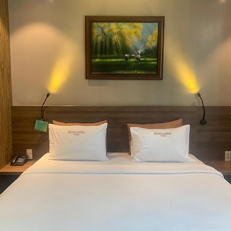 Sunflower Luxury Hotel Hô Chi Minh-Ville Extérieur photo