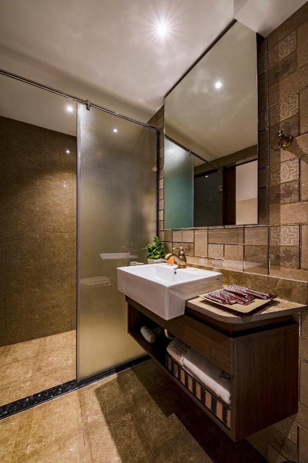 Sunflower Luxury Hotel Hô Chi Minh-Ville Extérieur photo
