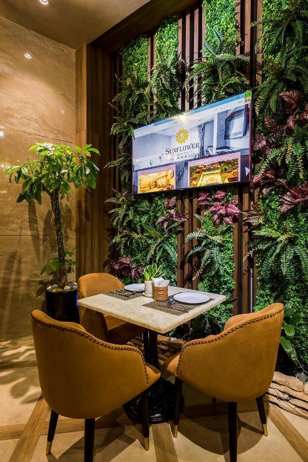 Sunflower Luxury Hotel Hô Chi Minh-Ville Extérieur photo