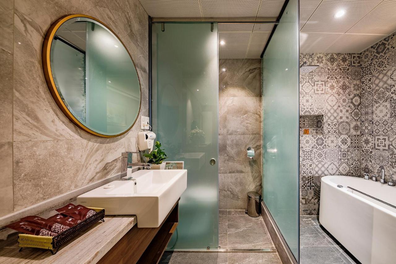 Sunflower Luxury Hotel Hô Chi Minh-Ville Extérieur photo